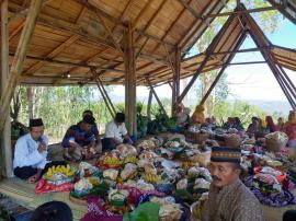 Bersih Dusun Padukuhan Ngasemayu Meriah